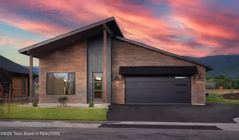 Exterior - 535 Palisade Trl, Driggs, ID 83422 photo 4 of 4