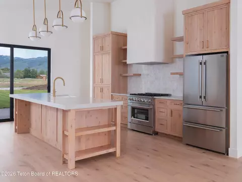 Kitchen - 535 Palisade Trl, Driggs, ID 83422 photo 1 of 3