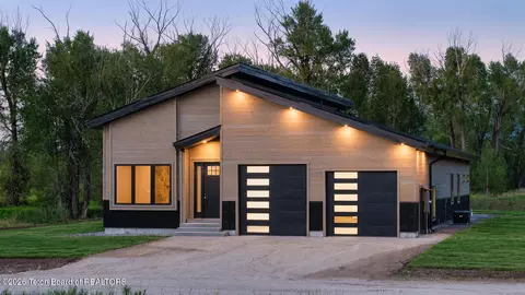 1154 Shadow Ln, Victor, ID 83455