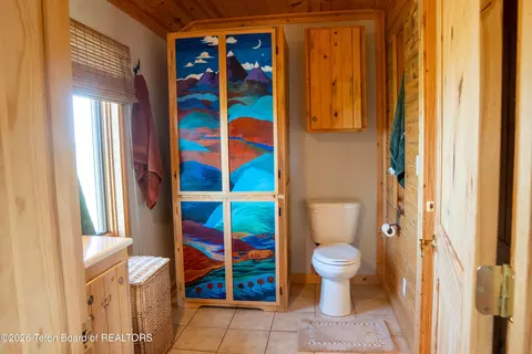 Bath - 41 Marsh Creek Rd, Cora, WY 82925 photo 2 of 3