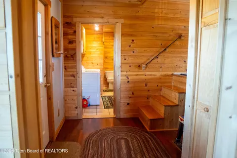 Entry Way - 41 Marsh Creek Rd, Cora, WY 82925 photo 4 of 4