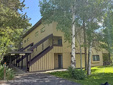 3730 N Lake Creek Dr #25-2-3, Wilson, WY 83014