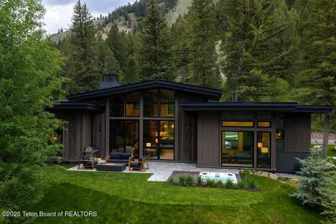 15495 Tall Timber Rd, Jackson, WY 83001