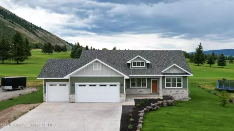 127 E Papworth Ln, Afton, WY 83110