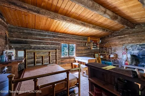 5 Sylvan Ln, Pinedale, WY 82941