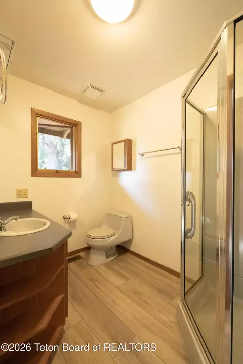 Bath - 1805 E River Dr, Jackson, WY 83001 photo 1 of 4