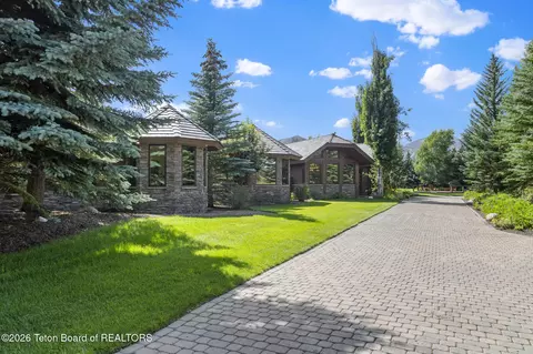 135 Huckleberry Dr, Jackson, WY 83001