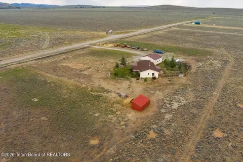 View/Area - 48 E Fork Big Sandy, Boulder, WY 82923 photo 2 of 7