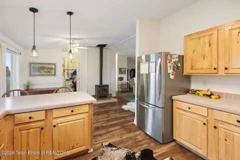 Kitchen - 48 E Fork Big Sandy, Boulder, WY 82923 photo 2 of 5