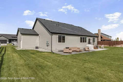 Exterior - 2352 Iron Wood Dr, Driggs, ID 83422 photo 7 of 9