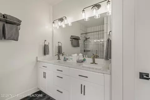Bath - 2352 Iron Wood Dr, Driggs, ID 83422 photo 1 of 7