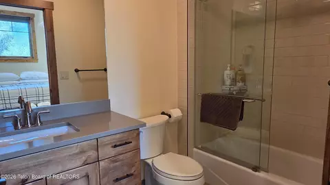 Bath - 9273 Timberline Loop, Victor, ID 83455 photo 8 of 9