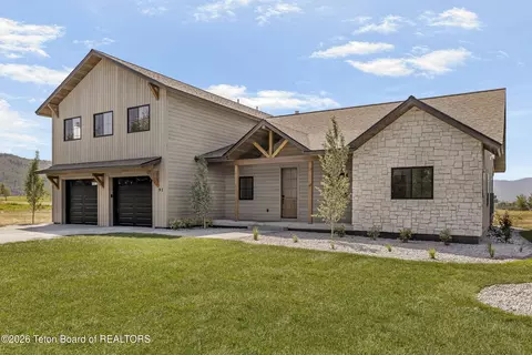 91 Desert Fox Ln, Victor, ID 83455