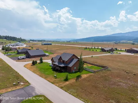 View/Area - 233 Badger Rd, Alpine, WY 83128 photo 4 of 6