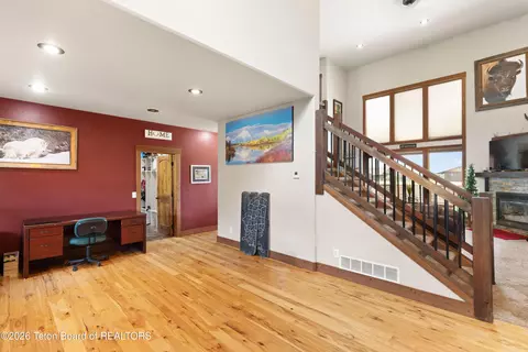 Entry Way - 233 Badger Rd, Alpine, WY 83128 photo 5 of 7