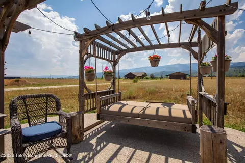 Exterior - 233 Badger Rd, Alpine, WY 83128 photo 4 of 6