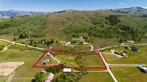 7955 S Fall Creek Rd, Wilson, WY 83014