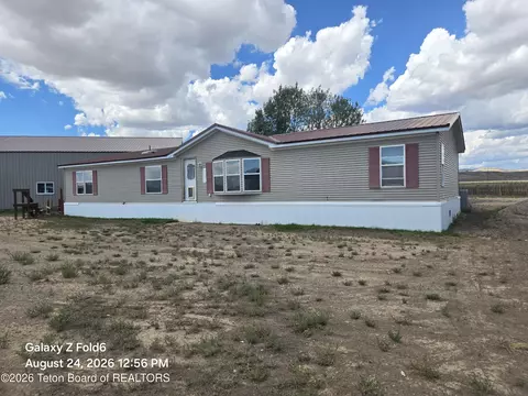 55 N Pipers Way, La Barge, WY 83123