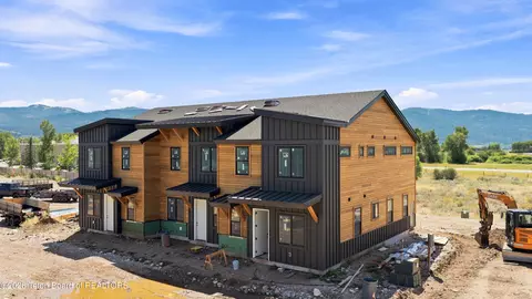 287 S Agate Ave #F1, Victor, ID 83455