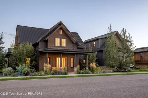 Exterior - 711 Waterleaf Ave, Driggs, ID 83422 photo 8 of 8