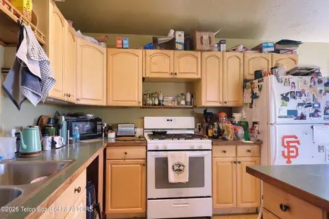 Kitchen - 515 Cobblecrest Rd, Driggs, ID 83422 photo 3 of 5