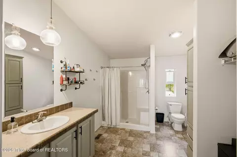 Bath - 35 Front St, Boulder, WY 82923 photo 3 of 4