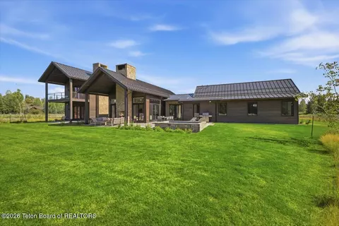 Exterior - 8540 Porter Loop Rd, Jackson, WY 83001 photo 16 of 21