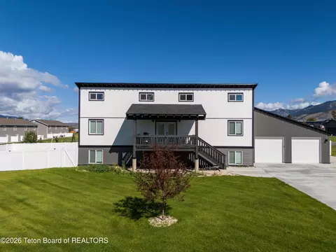 116 Clearview Dr, Etna, WY 83118