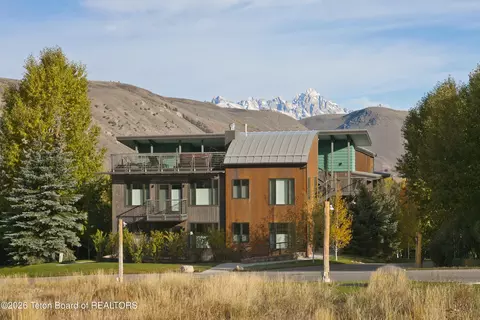429 Snow King Loop #3, Jackson, WY 83001