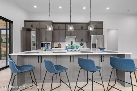 Kitchen - 171 Alpine Trl, Victor, ID 83455 photo 4 of 4