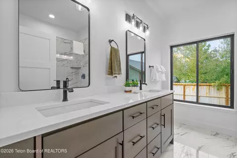 Bath - 171 Alpine Trl, Victor, ID 83455 photo 1 of 4