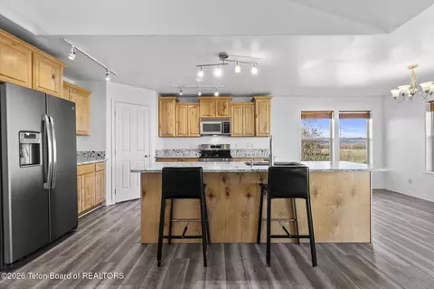 Kitchen - 1122 Canoe Loop, Victor, ID 83455 photo 3 of 7