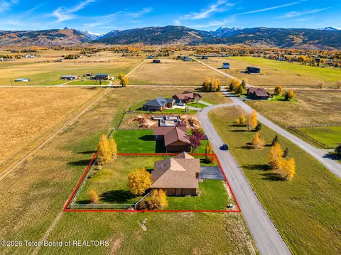 View/Area - 1122 Canoe Loop, Victor, ID 83455 photo 6 of 9