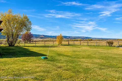 Exterior - 1122 Canoe Loop, Victor, ID 83455 photo 3 of 9