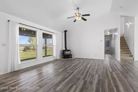 Living - 1122 Canoe Loop, Victor, ID 83455 photo 5 of 7