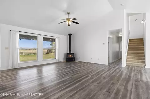 Living - 1122 Canoe Loop, Victor, ID 83455 photo 4 of 7