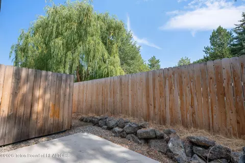 Exterior - 161 Alpine Dr, Alpine, WY 83128 photo 3 of 4