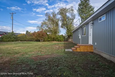 Exterior - 2391 N 465, Saint Anthony, ID 83445 photo 4 of 6