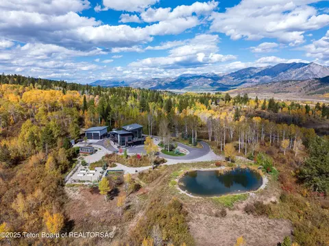 399 Granite Rdg, Alpine, WY 83128
