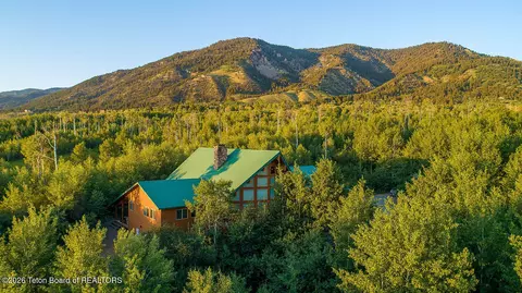 144 Roberts Rd, Etna, WY 83118