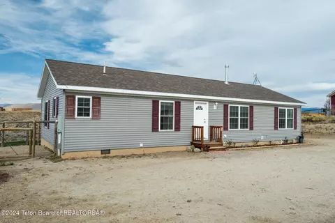57 Indianwood Trl, Boulder, WY 82923