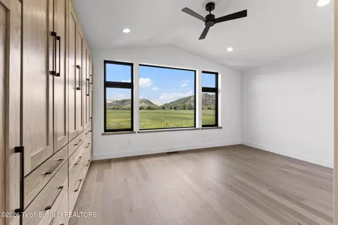 2055 Log Cabin Clb Rd, Jackson, WY 83001