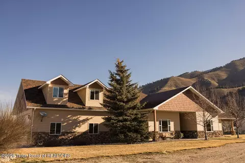 111 N Madison St, Afton, WY 83110