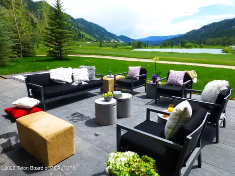 14275 S Leader Ln, Jackson, WY 83001