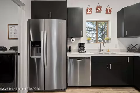 Kitchen - 47 Cedron Rd UNIT 15, Victor, ID 83455 photo 5 of 5