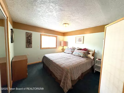 Bedroom - 189 Choke Cherry Ln, Irwin, ID 83428 photo 6 of 7