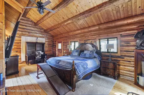 Bedroom - 7285 Pine Tree Rd, Victor, ID 83455 photo 2 of 5
