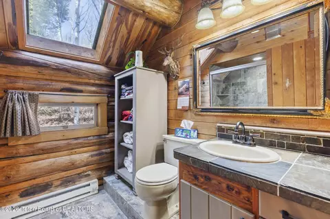 Bath - 7285 Pine Tree Rd, Victor, ID 83455 photo 3 of 6