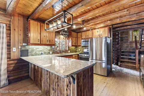 Kitchen - 7285 Pine Tree Rd, Victor, ID 83455 photo 3 of 5