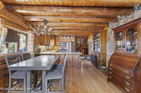 Dining - 7285 Pine Tree Rd, Victor, ID 83455 photo 2 of 5